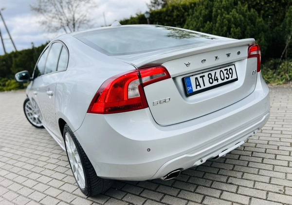 Volvo S60 cena 38900 przebieg: 209000, rok produkcji 2011 z Karlino małe 781